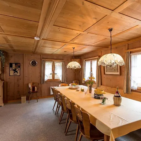 Ferienhaus Cresta - 9,5-zimmerhaus Fuer 19 - 20 Personen, 270m2