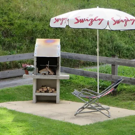 度假居 Cresta - 9,5-zimmerhaus Fuer 19 - 20 Personen, 270m2 Conters im Prattigau