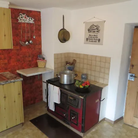 Cresta - 9,5-zimmerhaus Fuer 19 - 20 Personen, 270m2 Ferienhaus