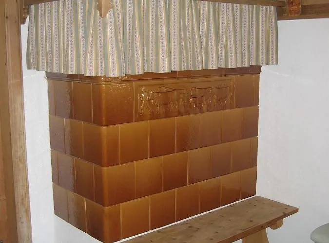 Cresta - 9,5-zimmerhaus Fuer 19 - 20 Personen, 270m2 * Conters im Prattigau