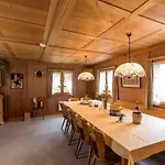 Prázdninový dům Cresta - 9,5-zimmerhaus Fuer 19 - 20 Personen, 270m2