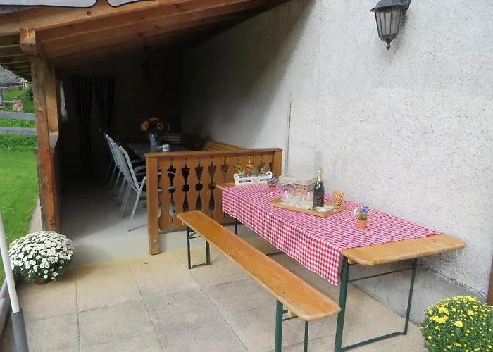 Cresta - 9,5-zimmerhaus Fuer 19 - 20 Personen, 270m2 * Conters im Prattigau