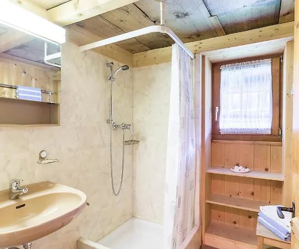 Tatil Evi Cresta - 9,5-zimmerhaus Fuer 19 - 20 Personen, 270m2 Conters im Prattigau