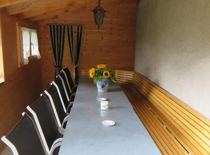 Cresta - 9,5-zimmerhaus Fuer 19 - 20 Personen, 270m2